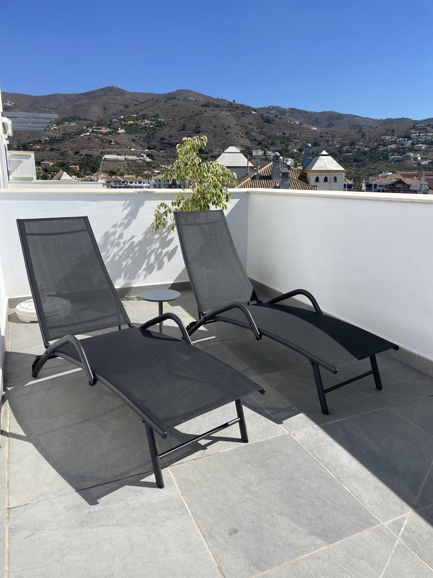 Sunny Penthouse Beach Apartment With Panoramic Views Almunecar Exterior foto